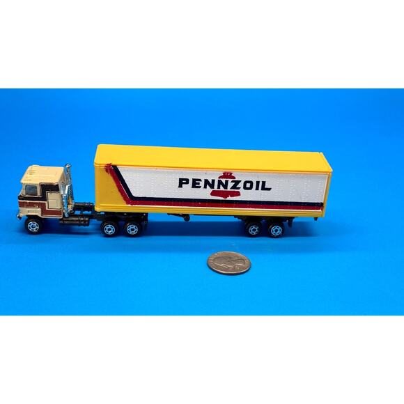 Vintage PENNZOIL MACk Semi-Truck Tractor & Trailer HO Scale Cabover yellow - Picture 3 of 16